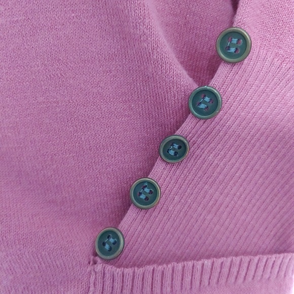 Pink Sweater - Picture 4 of 6